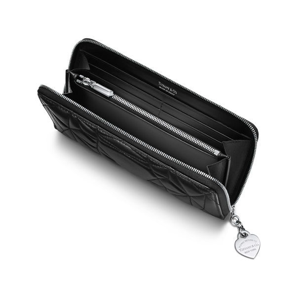 Return to Tiffany™:Padded Large Wallet in Black Leather