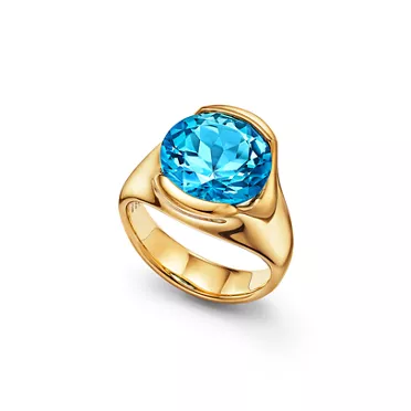 Elsa Peretti®:Fancy Color Ring in Yellow Gold with a Blue Topaz, 2