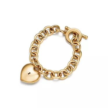 Return to Tiffany™:Full Heart Toggle Bracelet in Yellow Gold with Diamonds, 6