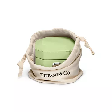 Tiffany Facets:Small Jewelry Box in Tsavorite-colored Leather, 3