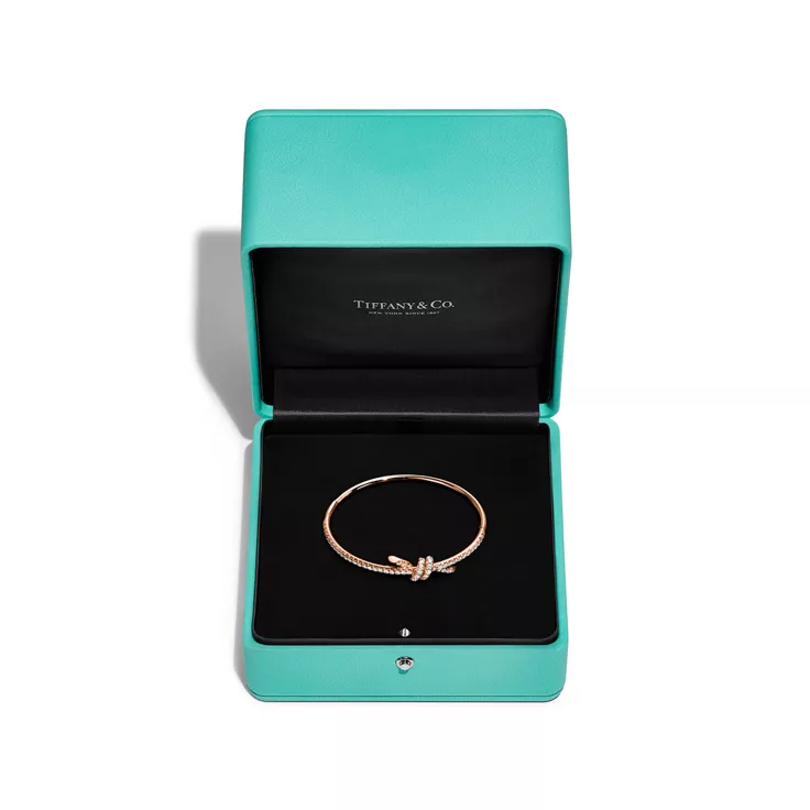 Tiffany Knot:Bangle in Rose Gold with Diamonds, 6