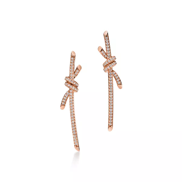 Ohrhängerin Roségold mit Diamanten
