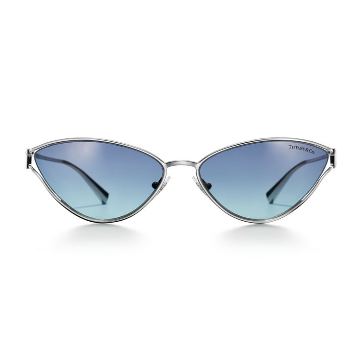 Tiffany T:Sunglasses in Silver-colored Metal with Tiffany Blue® Gradient Lenses image number 2