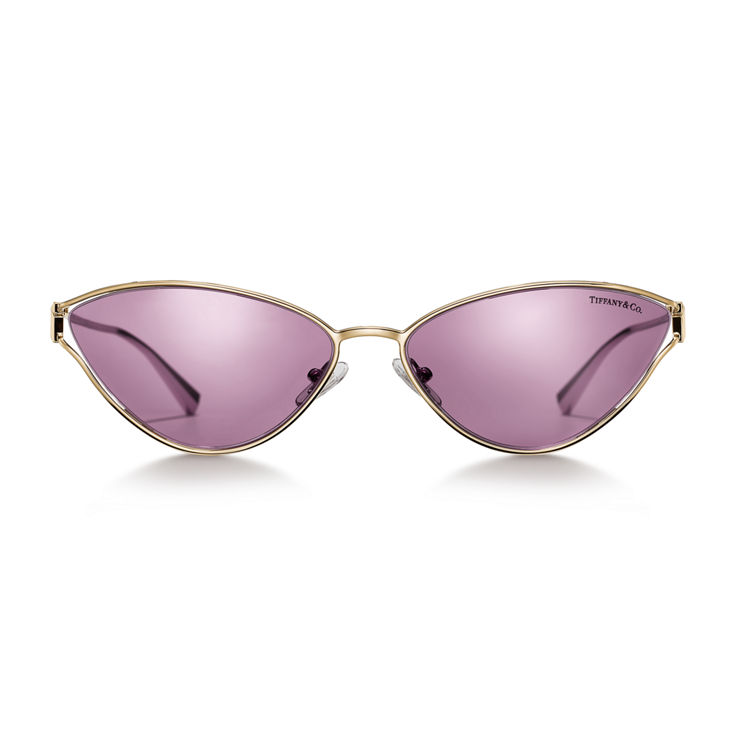 Tiffany T:Sunglasses in Pale Gold-colored Metal with Violet Mirrored Lenses image number 2