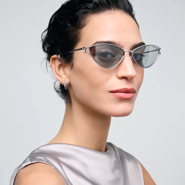 Tiffany T:Sunglasses in Silver-colored Metal with Light Gray Mirrored Lenses, 1