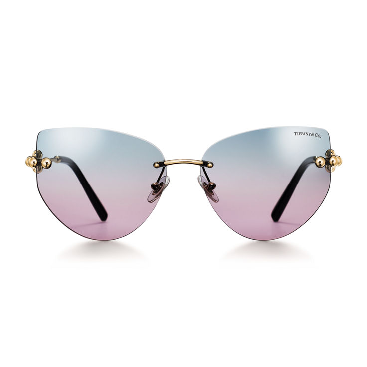 Tiffany HardWear:Sonnenbrille aus blassgoldfarbenem Metall mit Gläsern mit violettem Farbverlauf Bildnummer 2