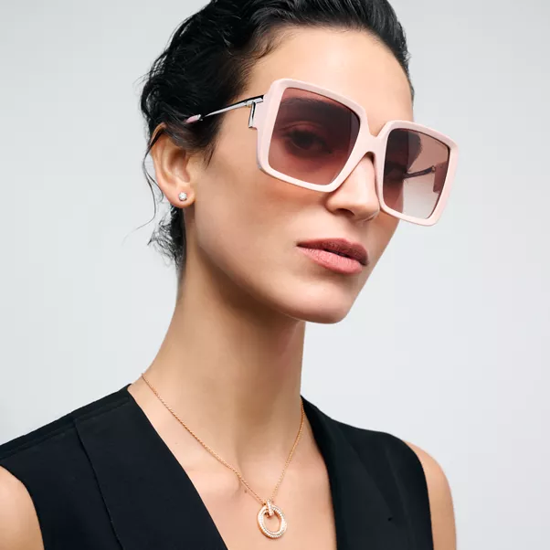 Sunglasses in Pink Acetate with Pink Gradient Lenses