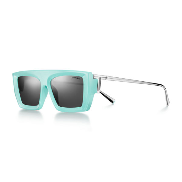 Tiffany T:Sonnenbrille aus Acetat in Tiffany Blue® mit dunkelgrauen Gläsern