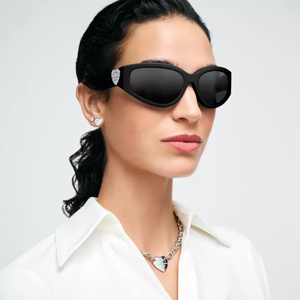 Sunglasses in Black Acetate with Gray Mirrored Lenses