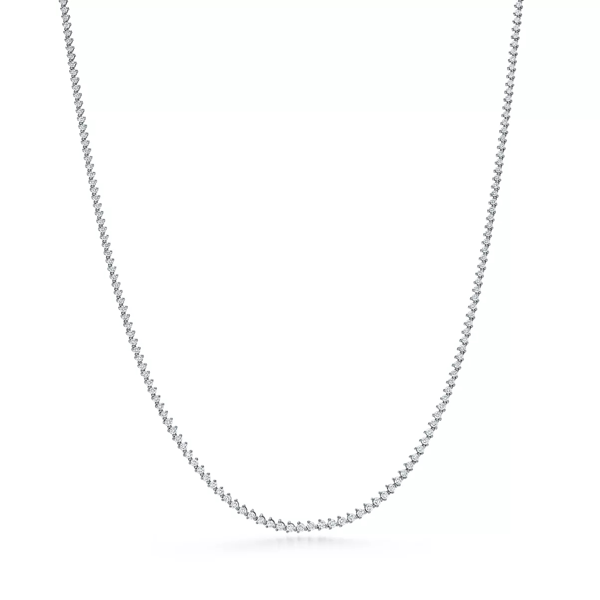 Collana in platino con diamanti