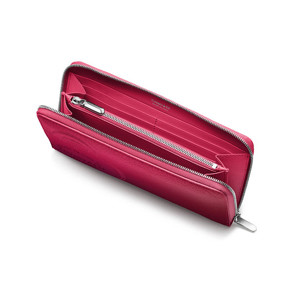 Return to Tiffany™:Large Zip Wallet in Infinity Ruby Leather