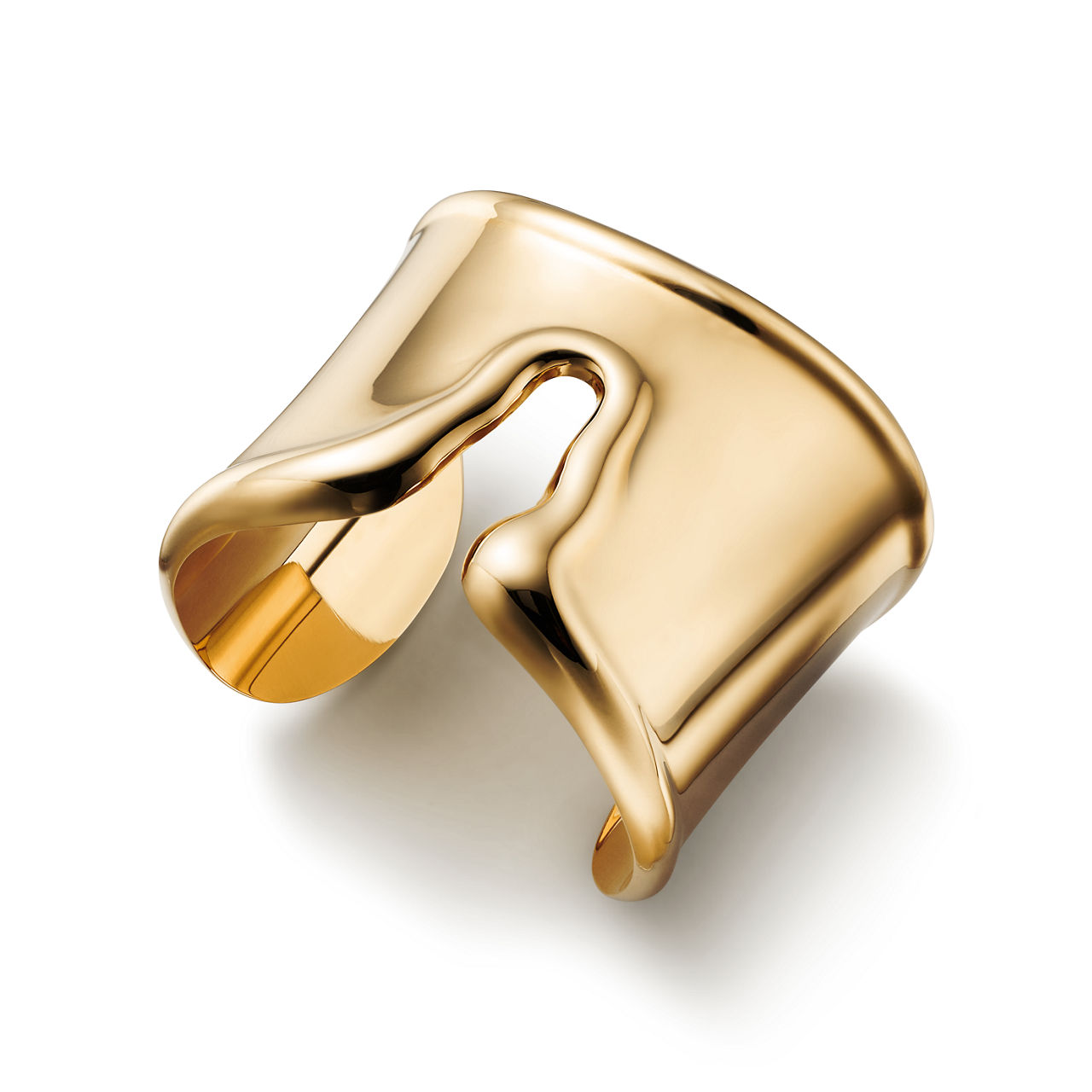 Elsa Peretti®:Split Cuff in Yellow Gold, Medium image number 2