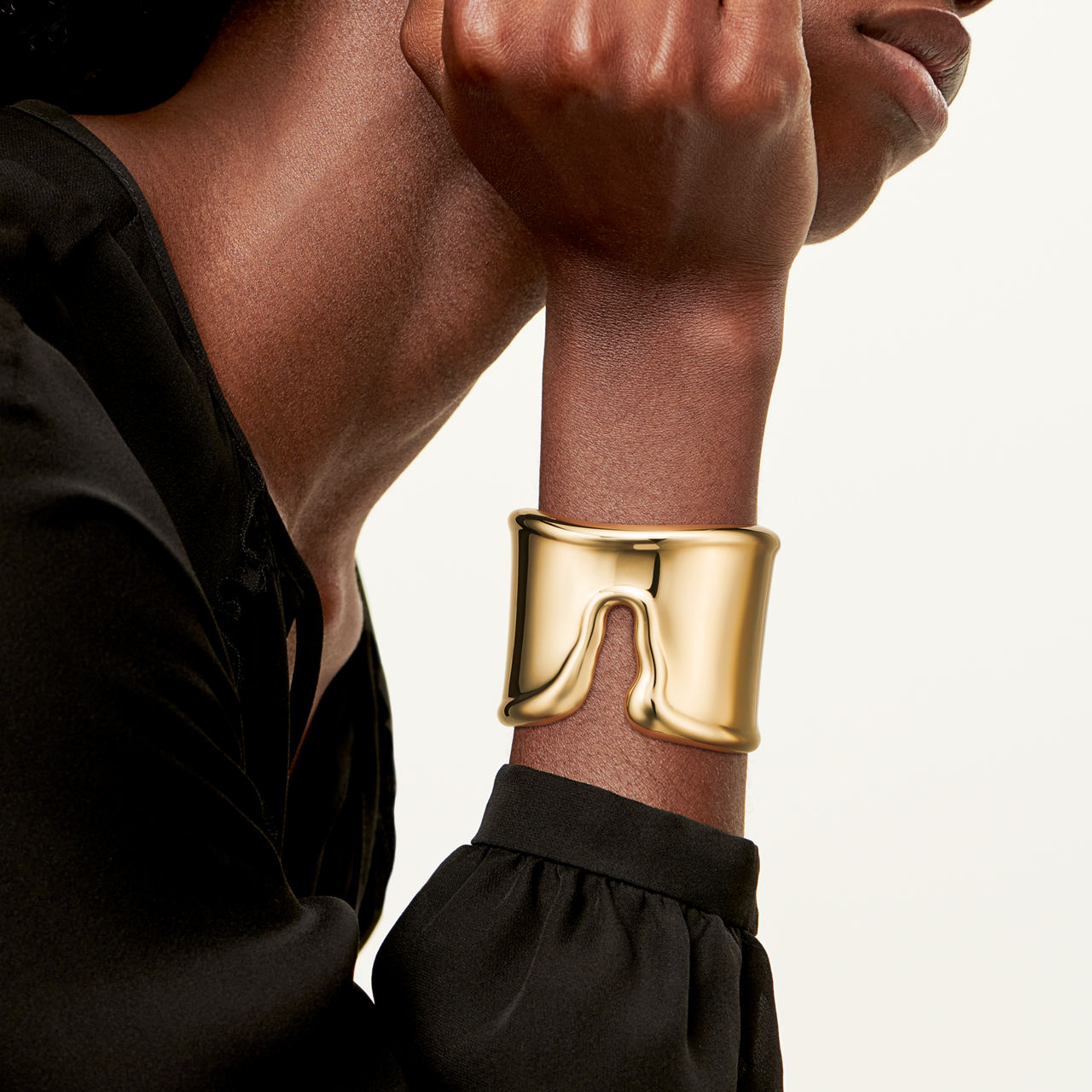 Split Cuff in Gelbgold, Medium