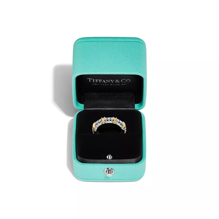 Sixteen Stone by Tiffany:Narrow Ring in Platinum and Yellow Gold with Diamonds, 4