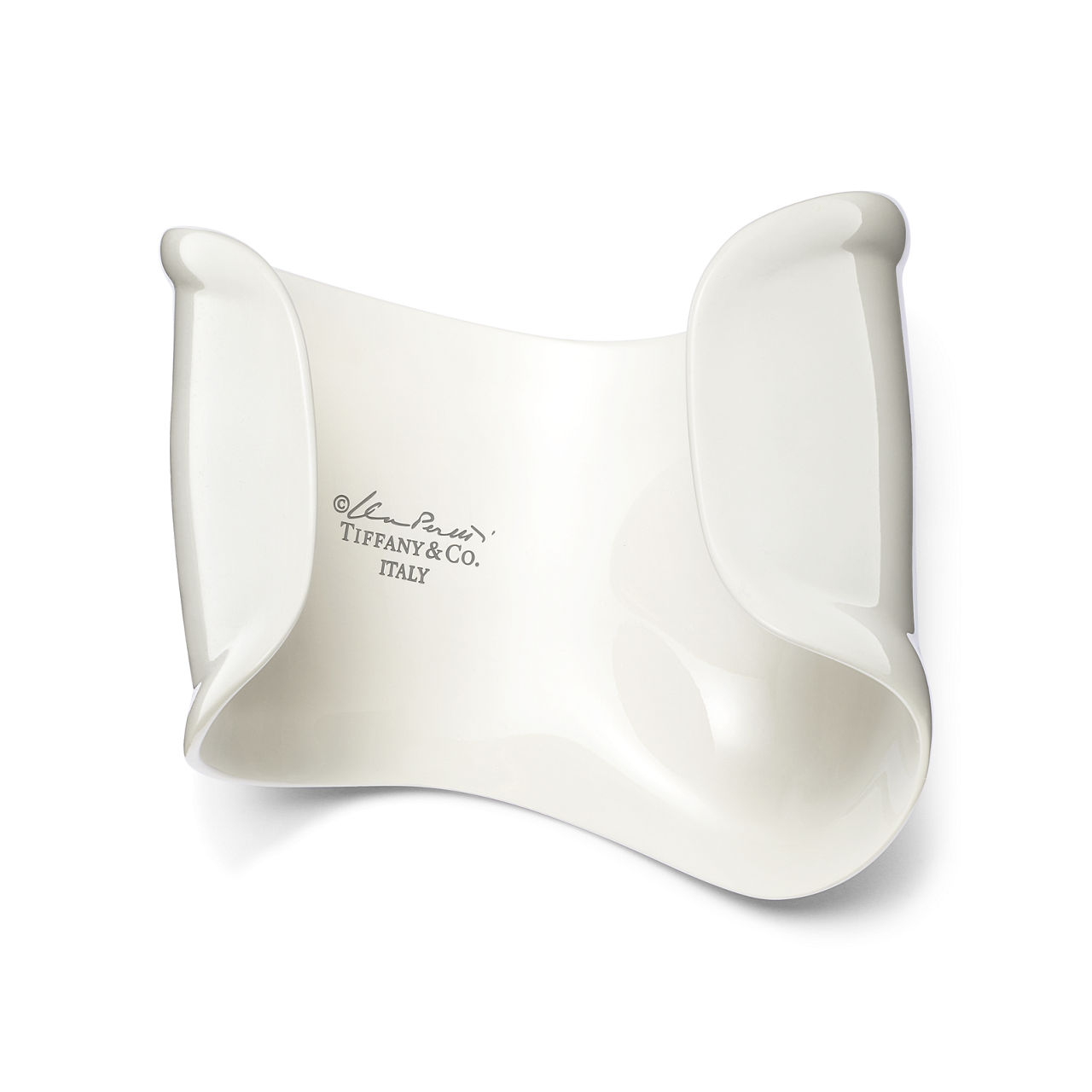 Elsa Peretti®:Medium Bone Cuff in White Finish over Copper image number 3