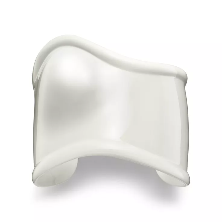 Elsa Peretti&reg;:Medium Bone Cuff in White Finish over Copper, 4