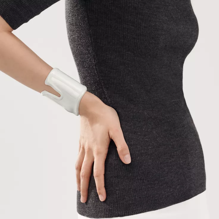 Elsa Peretti®:Large Bone Cuff in White Finish over Copper, 1