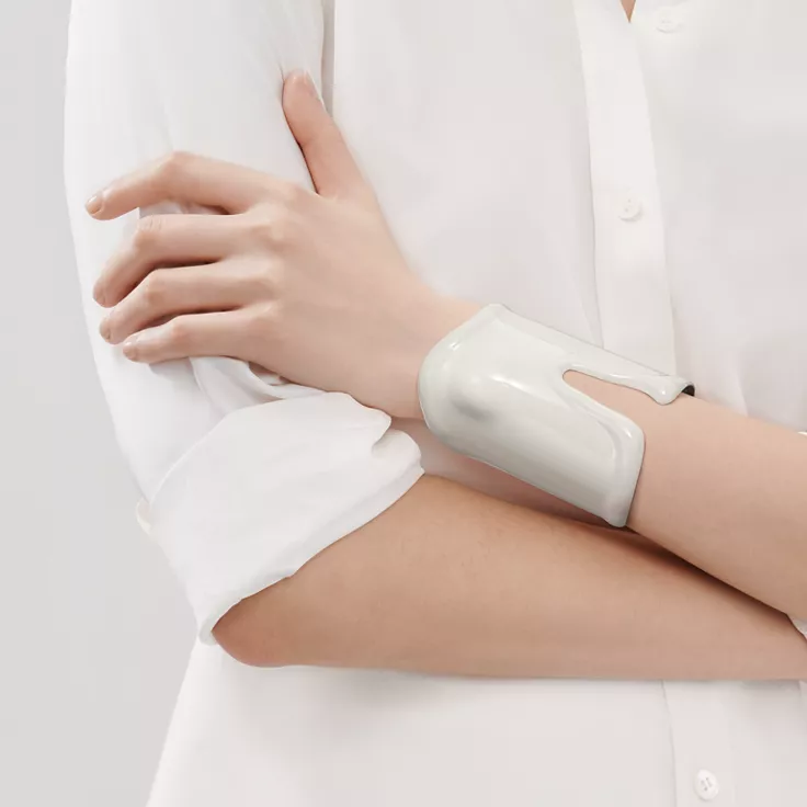 Elsa Peretti®:Large Bone Cuff in White Finish over Copper, 1