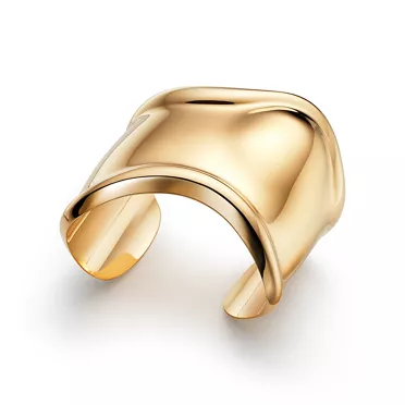 Elsa Peretti&reg;:Medium Bone Cuff in Yellow Gold, 61 mm Wide, 2