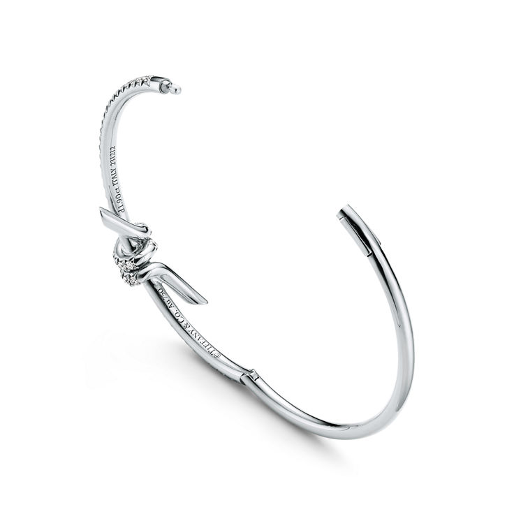 Tiffany Knot:Bangle in White Gold with Diamonds image number 5