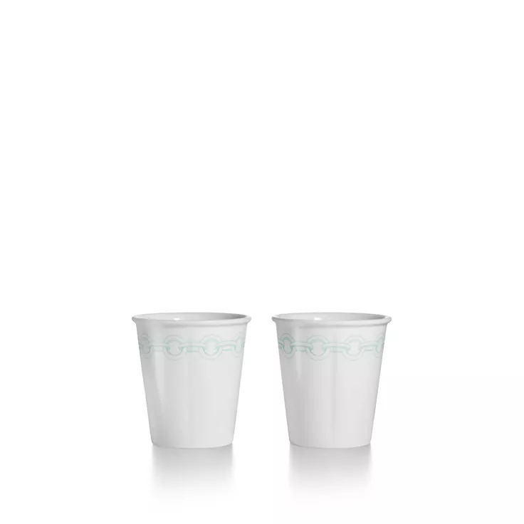 Collezione Return to Tiffany™:Tazze da caffè con incisione in porcellana fine, set di due, 1