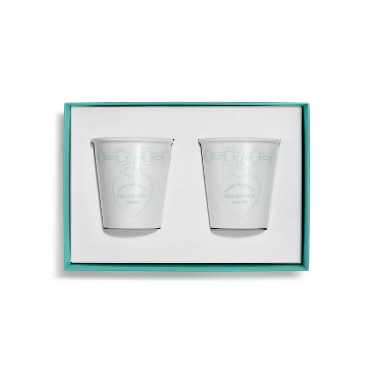 Collezione Return to Tiffany™:Tazze da caffè con incisione in porcellana fine, set di due, 2