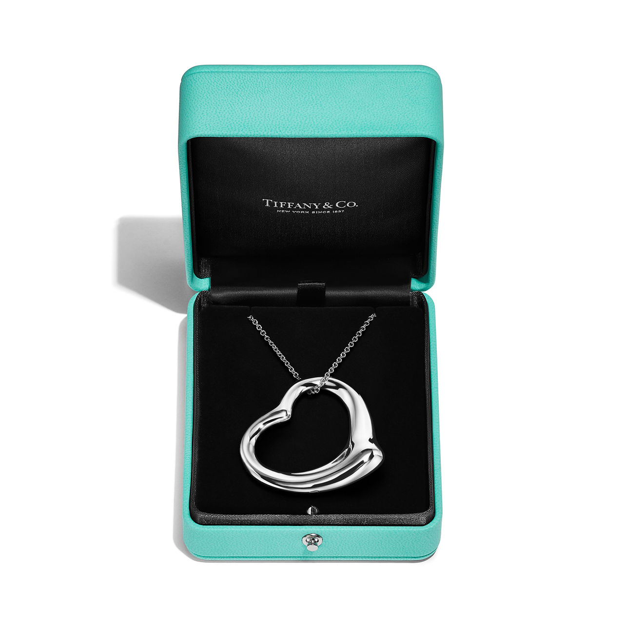 Elsa Peretti®:Open Heart Pendant in Sterling Silver | Tiffany & Co. US