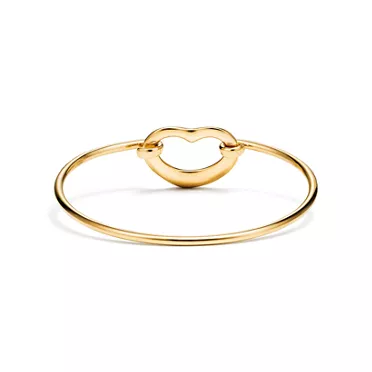Elsa Peretti®:Open Heart Bangle in Yellow Gold, 3