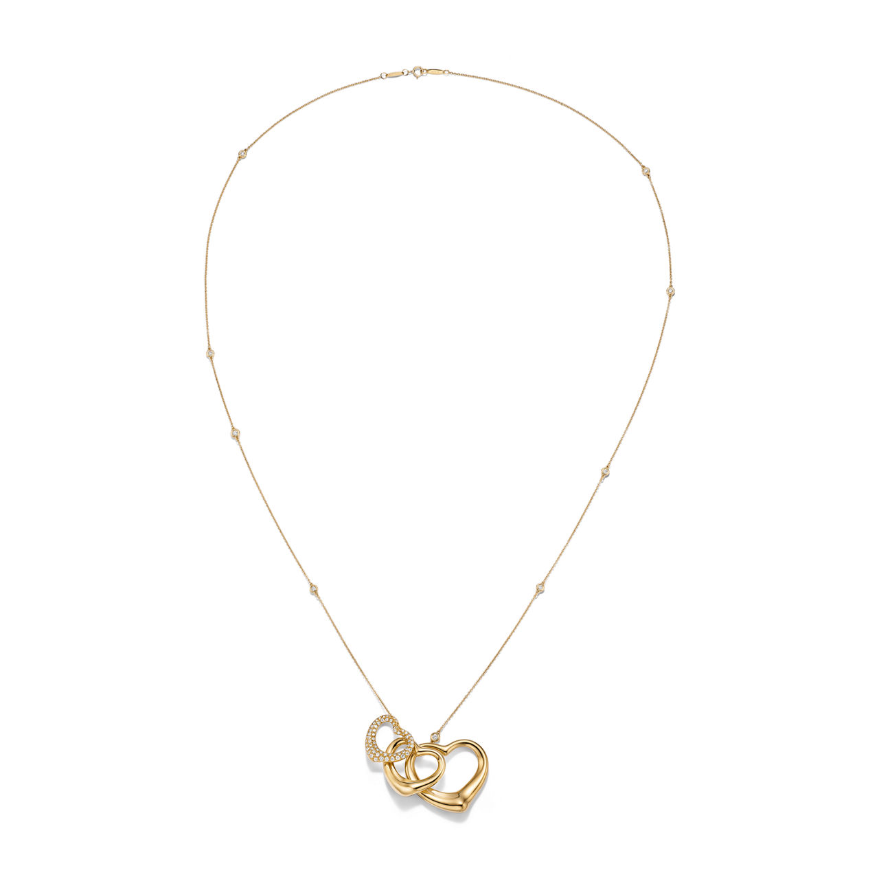 Elsa Peretti®:Open Heart and Diamonds by the Yard® Pendant in Yellow Gold image number 2