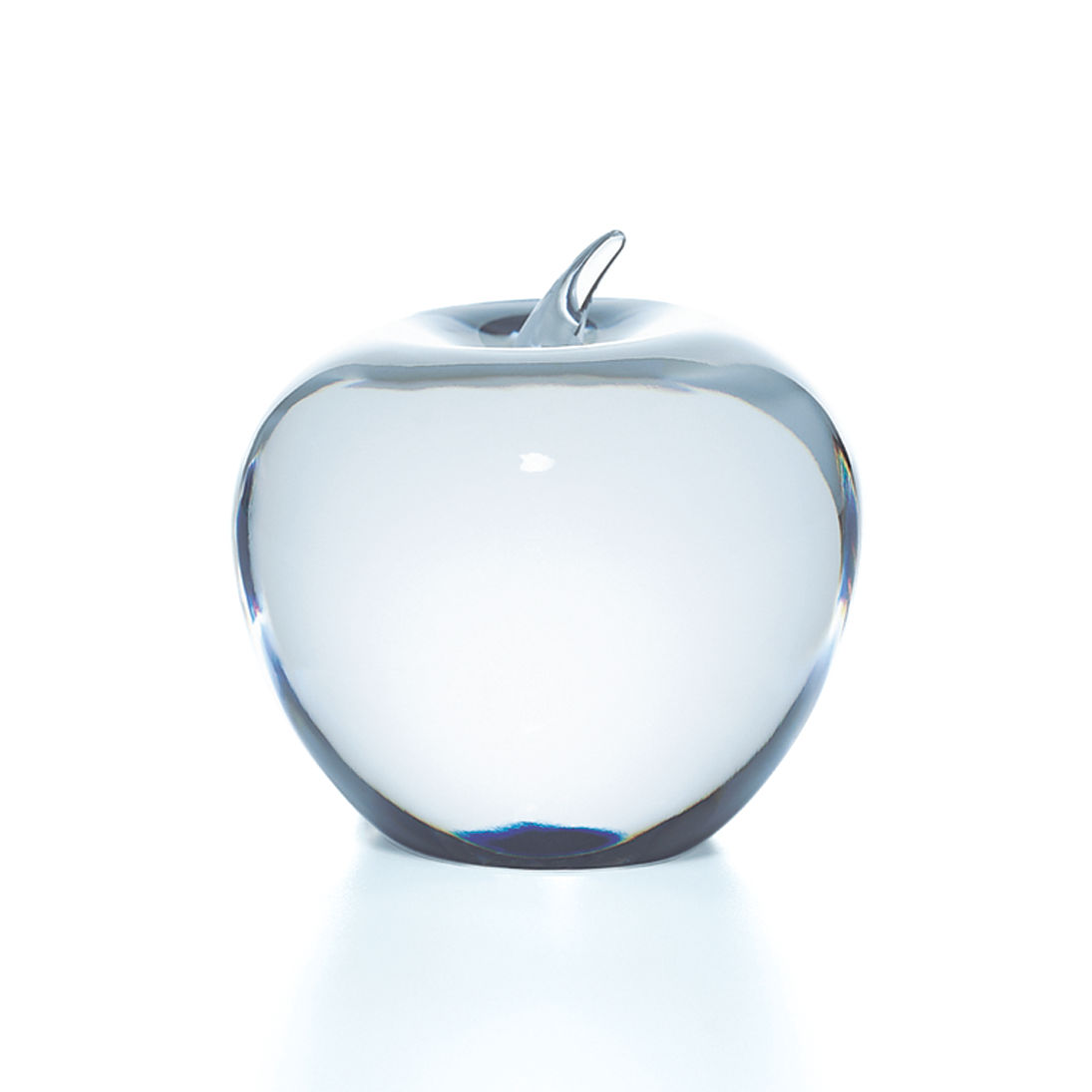 Tiffany Home Essentials:Apple Paperweight in Crystal Glass image number 0