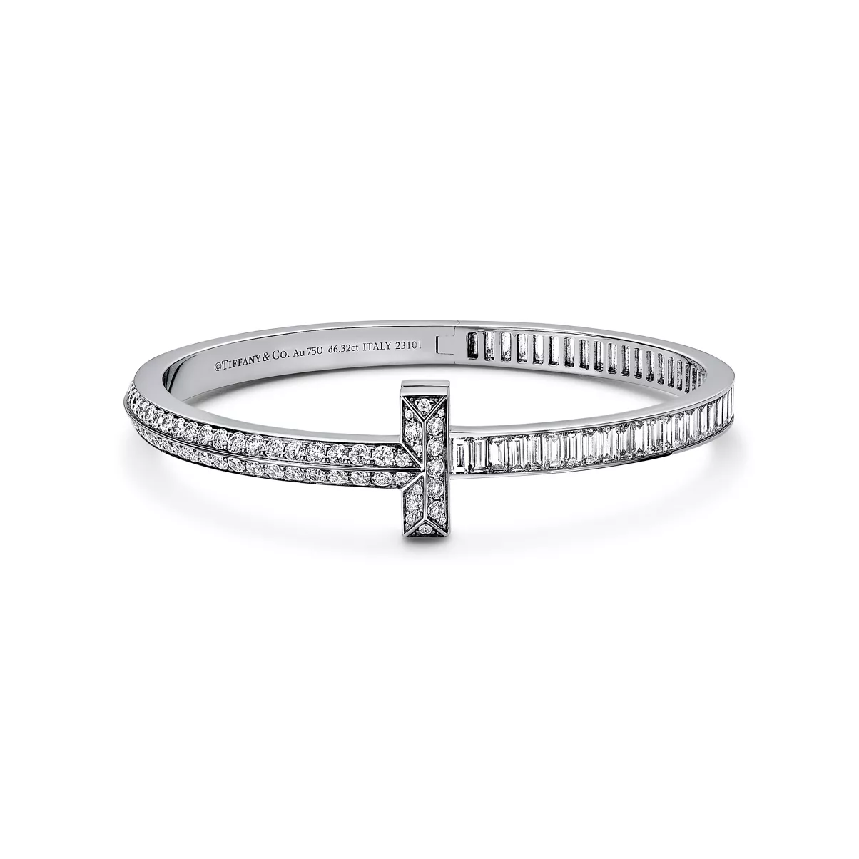 T1 Bangle in White Gold with Baguette and Pav&eacute; Diamonds