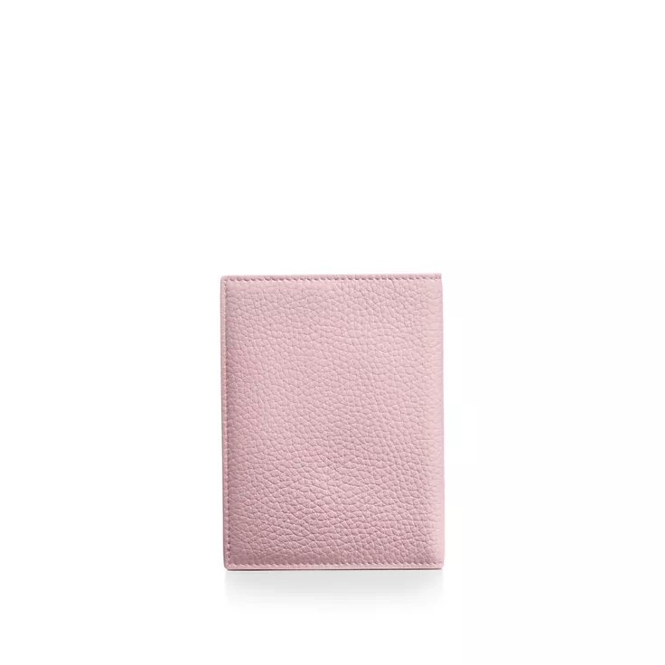 Return to Tiffany™:Passport Cover in Crystal Pink Leather, 2