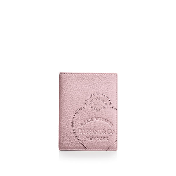 Return to Tiffany™:Passport Cover in Crystal Pink Leather