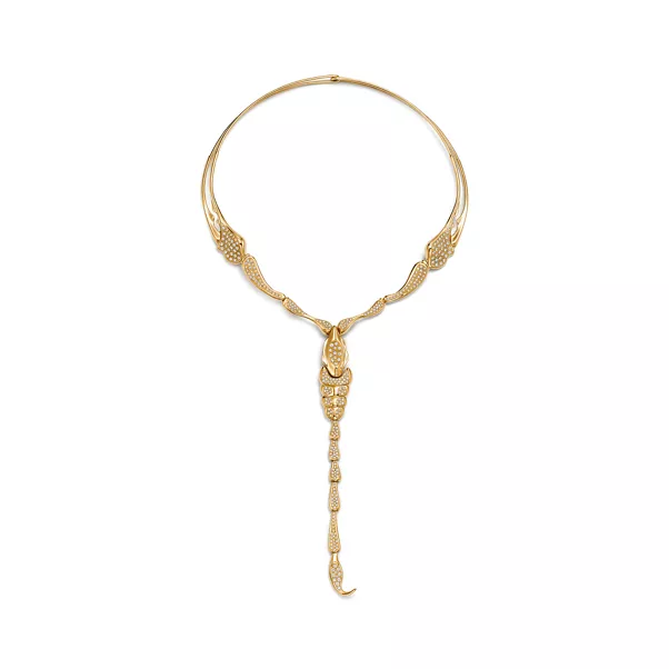 Scorpion Necklace in Yellow Gold with Pavé Diamonds