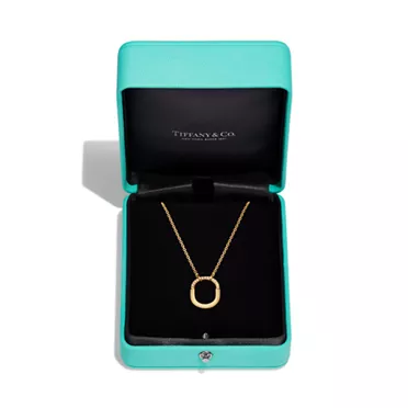 Tiffany Lock:Small Pendant in Yellow Gold with Diamonds, 6