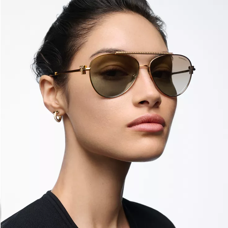 Tiffany T Sonnenbrille in blassgoldenem Metall, Gläser mit braunem Farbverlauf, 1