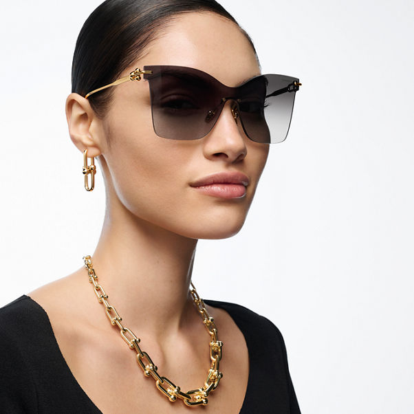 Tiffany HardWear:Sunglasses in Gold-plated Metal with Grey Gradient Lenses