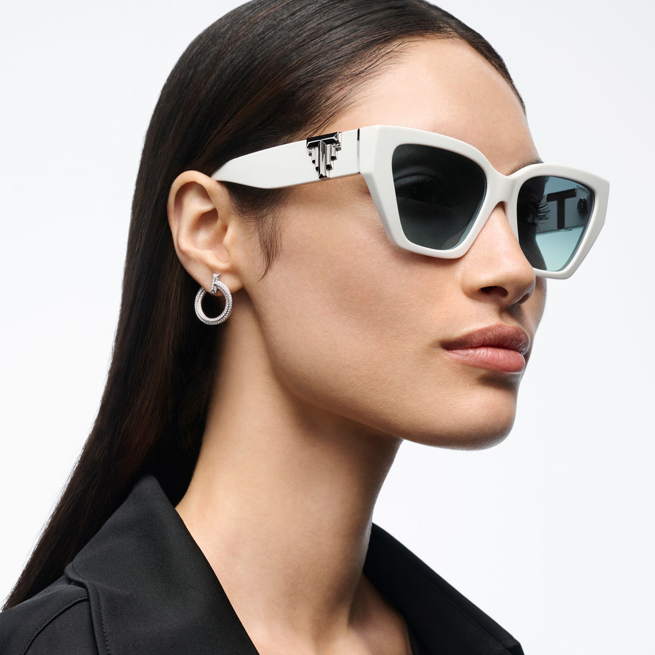 Deco Sonnenbrille aus weißem Acetat mit Gläsern mit Farbverlauf in Tiffany Blue®