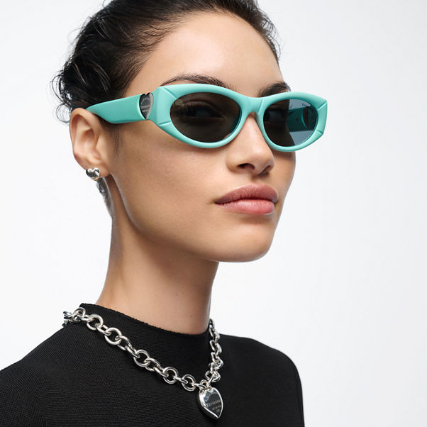 Return to Tiffany®:Sonnenbrille aus Acetat in Tiffany Blue® mit verspiegelten grauen Gläsern