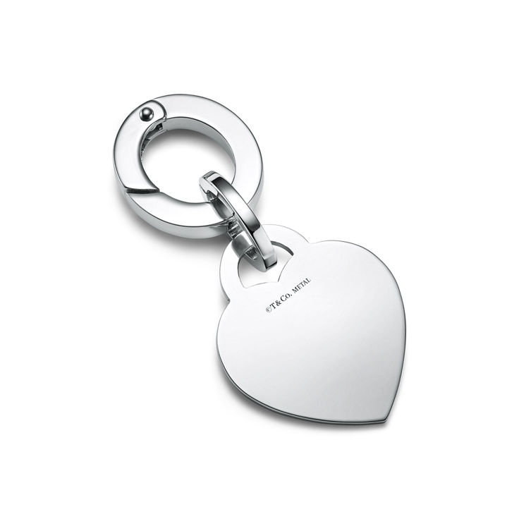 Return to Tiffany™:Heart Pet Collar Charm in Stainless Steel image number 1