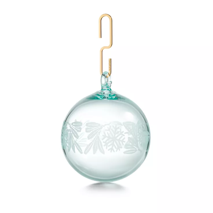 Tiffany Heritage:Etched Ornament in Tiffany Blue® Crystal Glass, 1