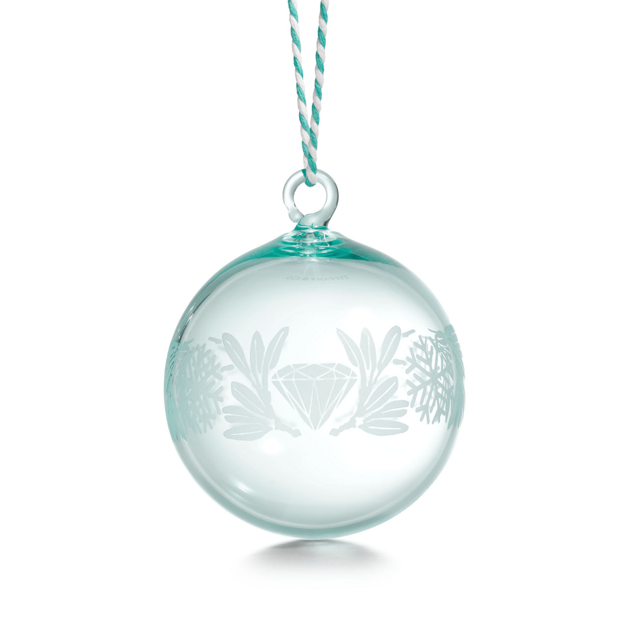 Tiffany Heritage:Etched Ornament in Tiffany Blue® Crystal Glass image number 3