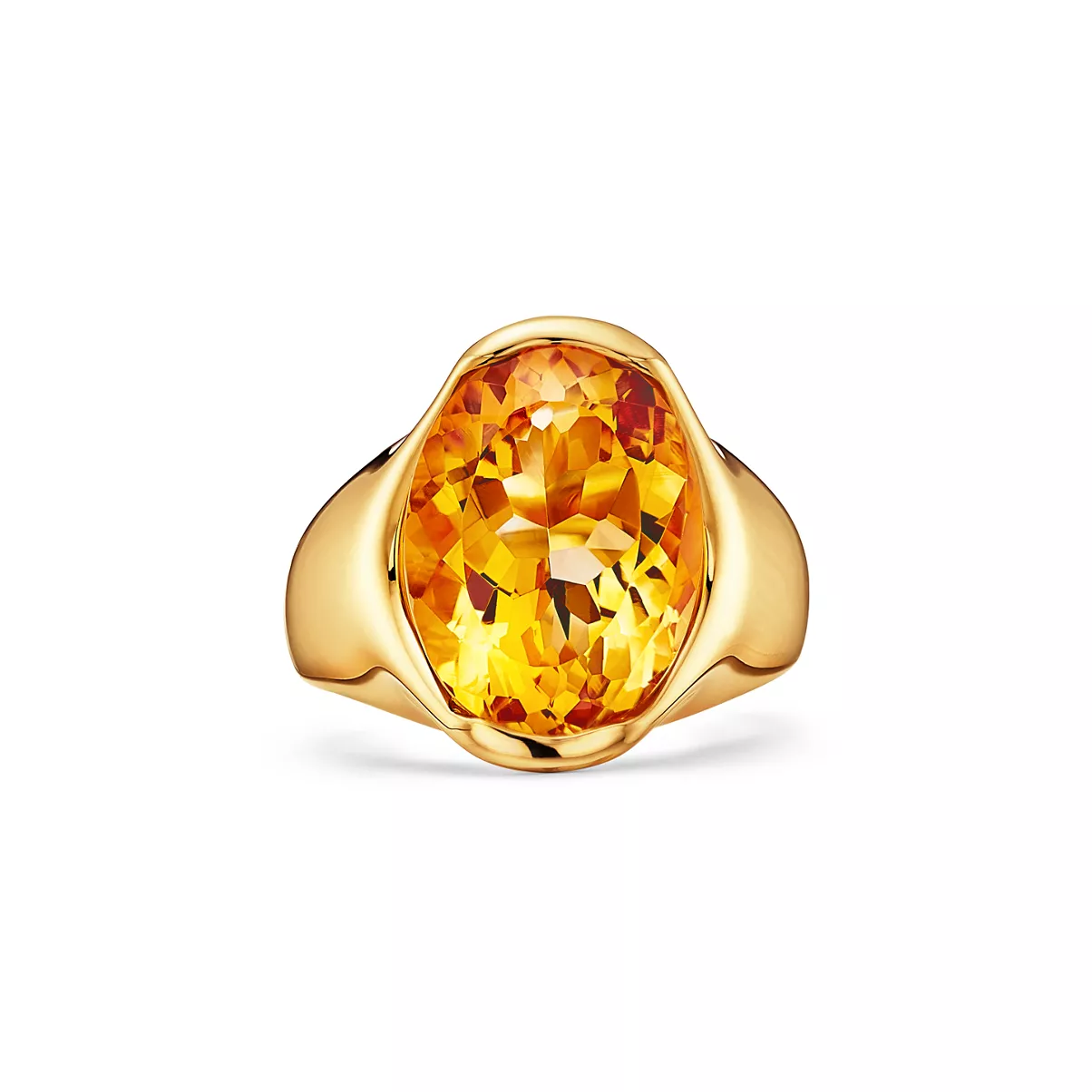 Fancy color Ring in Yellow Gold with a Citrine