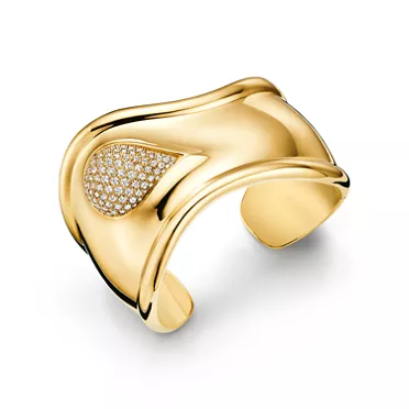 Elsa Peretti®:Bone Cuff in Yellow Gold with Pavé Diamonds, 43 mm Wide, 2
