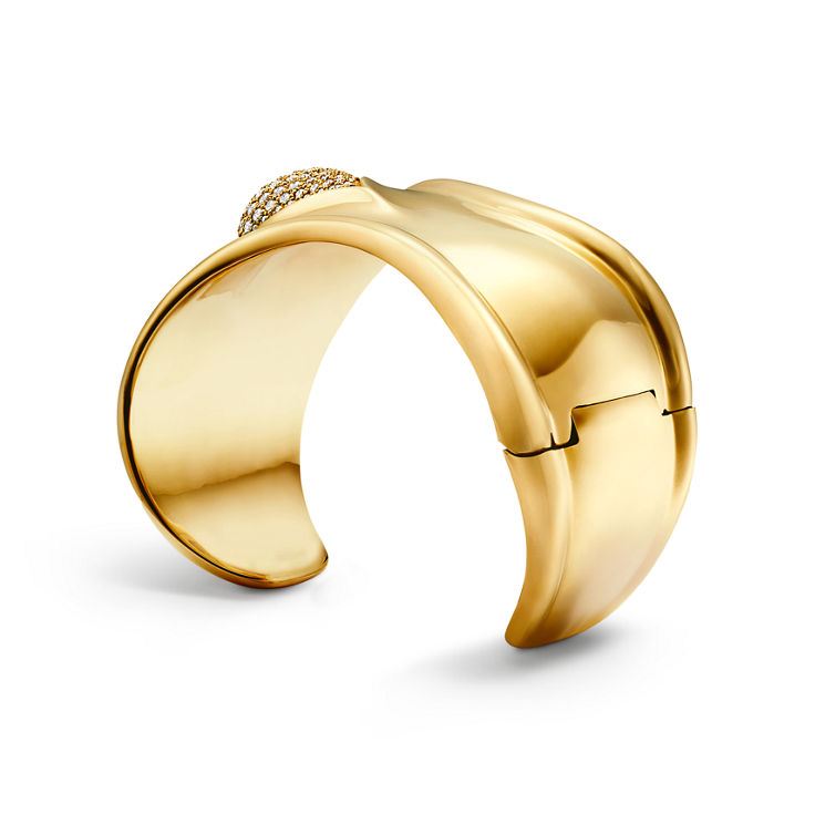 Elsa Peretti®: Bone Cuff in Gelbgold mit Pavé-Diamanten, 43 mm beit Bildnummer 4