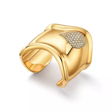 Elsa Peretti®:Bone Cuff in Yellow Gold with Pavé Diamonds, 61 mm Wide, 2