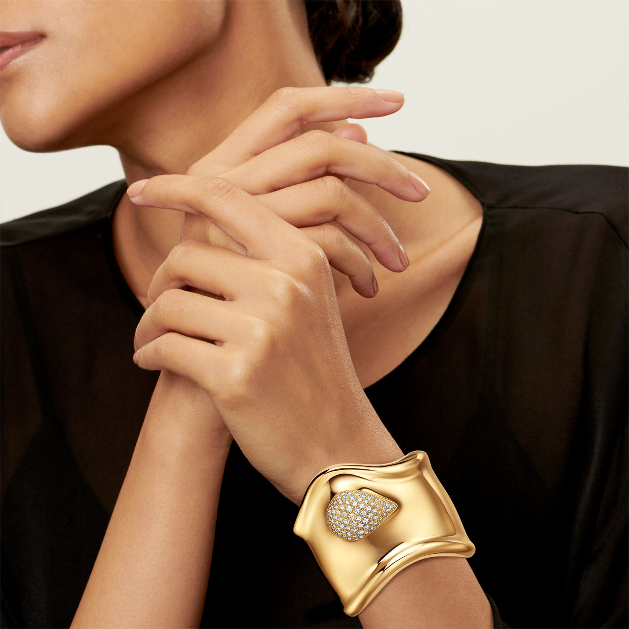 Bone Cuff in Yellow Gold with Pavé Diamonds, 61 mm Wide