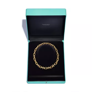 Tiffany Titan by Pharrell Williams:Necklace in Yellow Gold with Diamonds, 7