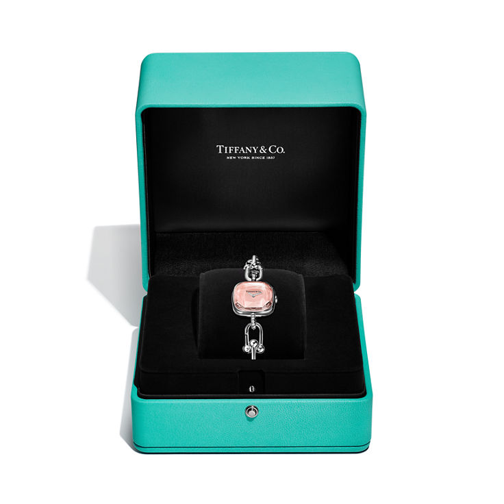 Tiffany HardWear:Watch in Sterling Silver and Diamonds with Pink Mother-of-pearl image number 5