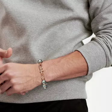 Tiffany Titan by Pharrell Williams:Tahitian Pearl Bracelet in Gold with Diamonds, 2